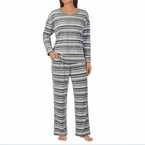 Nautica Womens 2 Piece Fleece Pajama Set V Neck Long Sleeve Pants With P…